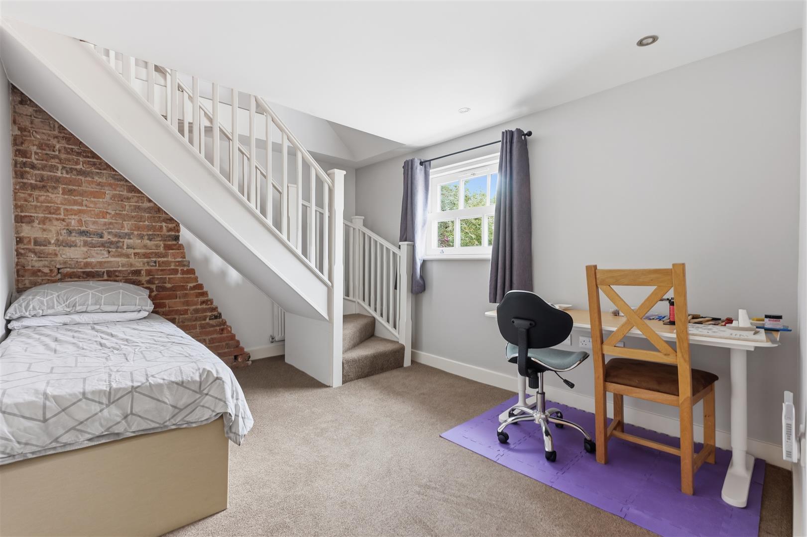 Dale House Main Street  Bleasby